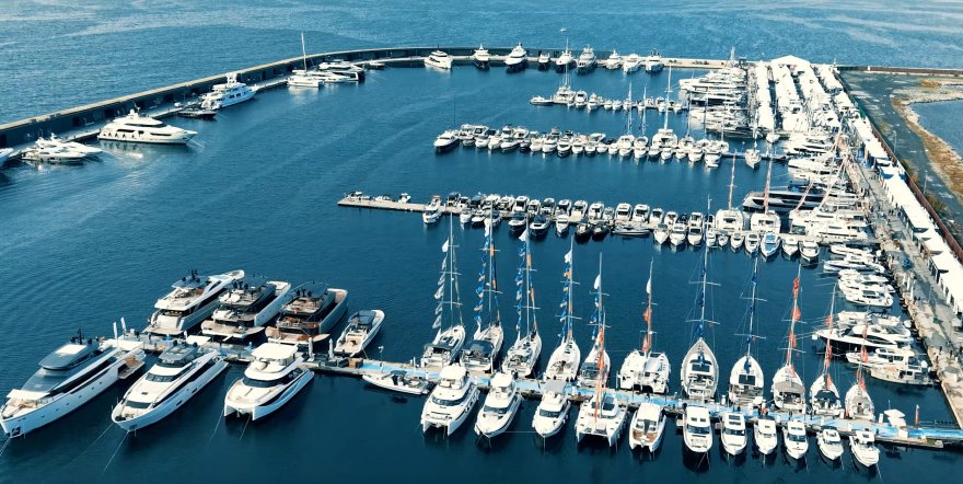 bosphorus-boat-show-1-jpg.jpeg