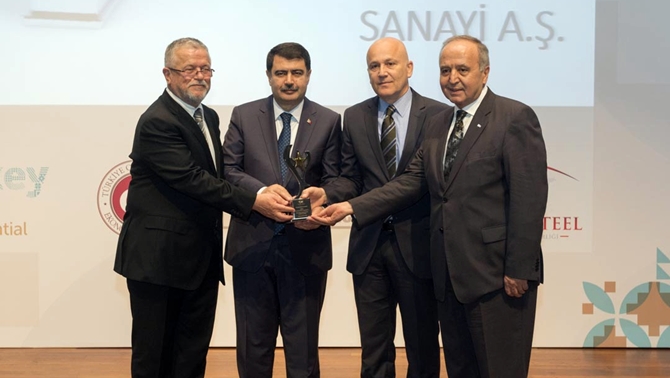 celik-arastirmalari-merkezi_toplufotograf_001.jpg celik-arastirmalari-merkezi_toplufotograf_001.jpg