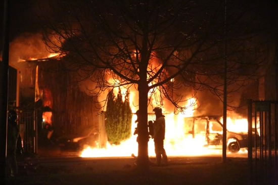 ekran-resmi-2013-12-03,-12.20.17-pm.jpg ekran-resmi-2013-12-03,-12.20.17-pm.jpg