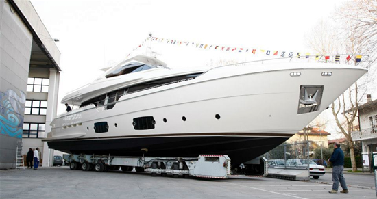 ferretti-960-yacht-(1).jpg