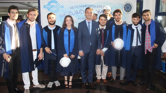 gmo-ytu-mezuniyet-toreni-programinda-3.JPG
