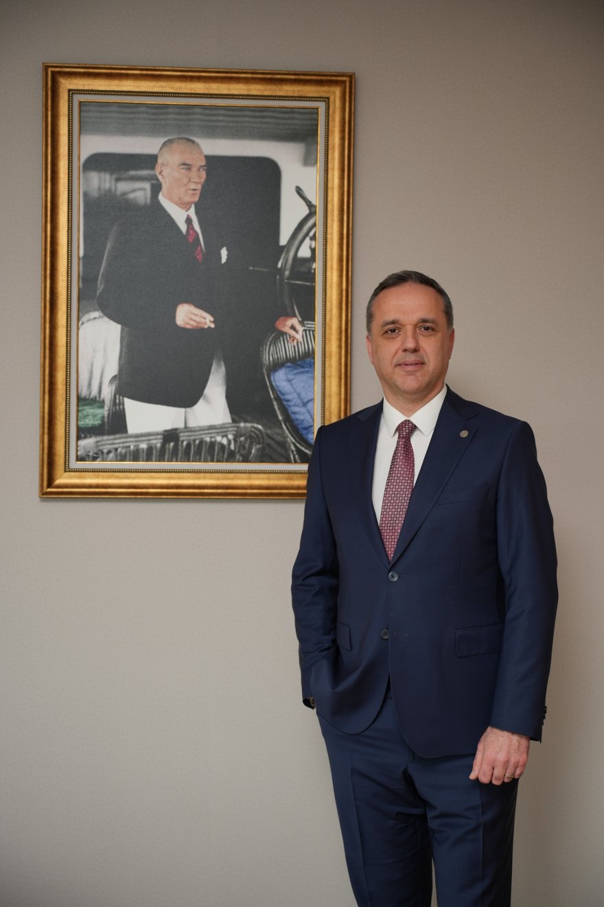 oyak-denizcilik-genel-muduru-emre-atay-jpg.jpg