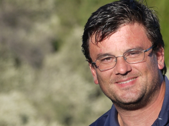 ozanveysel.20120925124755.jpg ozanveysel.20120925124755.jpg