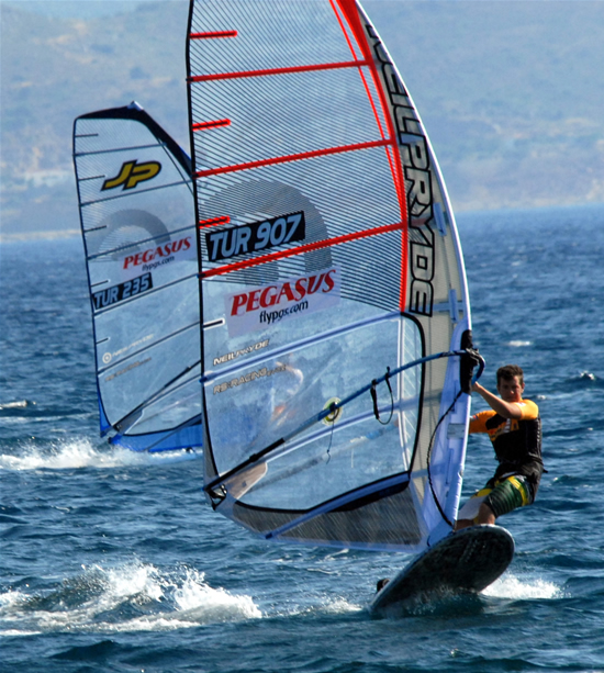 pegasus_windsurf-(3).jpg