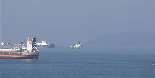 petrol-ve-dogalgaz-arama-gemisi-tuzla-aciklar-4292172_b.jpg