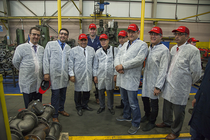 s4-005.jpg s4-005.jpg