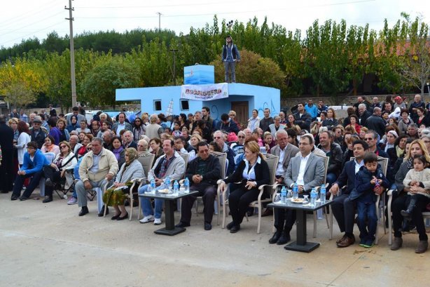 urla-ozbek-koyunde-deniz-festivali-iha-20141026aw226914-1-t.jpg