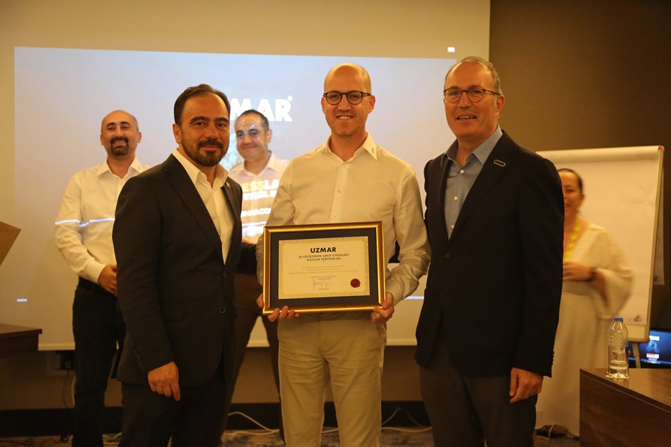 uzmar46.jpg